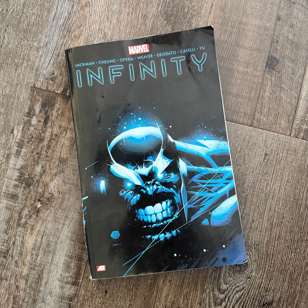 Marvel Infinity Paperback USED